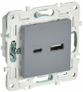 Розетка USB двойная A+C 18Вт IEK Skandy серый SK-U22-018-K03 SK-U22-018-K03