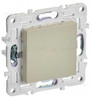 Заглушка с суппортом IEK Skandy, бежевый SK-PL10-K10 SK-PL10-K10