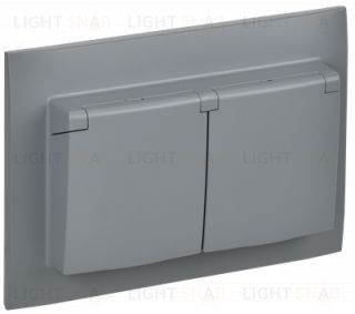 Розетка двойная с заземлением со шторками и крышкой в сборе с рамкой IP44 16А IEK Skandy серый SK-R26-16-44-K03-F SK-R26-16-44-K03-F