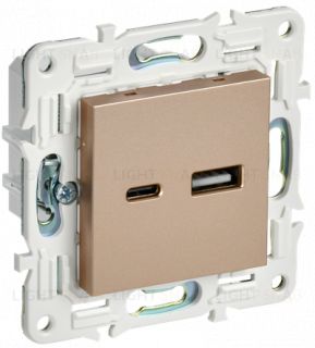 Розетка двойная USB A+C 3,1А IEK Skandy песочный SK-U22-D31-K98 SK-U22-D31-K98