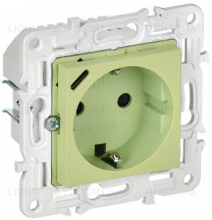 Розетка с заземлением с защитными шторками 16А с USB-C 18Вт IEK Skandy мятный SK-R14-16-U14-018-K06 SK-R14-16-U14-018-K06