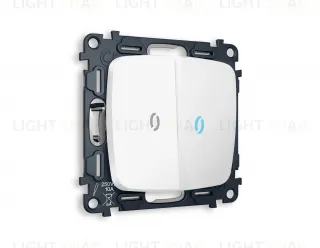 Выключатель двухклавишный проходной с подсветкой (голубой свет) Ambrella Volt Omega 10A/250В белый матовый VM120+G29B+G29B+OP1240 VM120 + G29B + OP1240