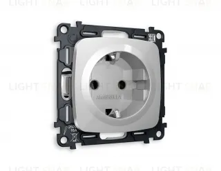 Розетка с заземлением Ambrella Volt Omega 16A/250В, винтовой зажим, серебро глянец VM141+OP4060 VM141 + OP4060