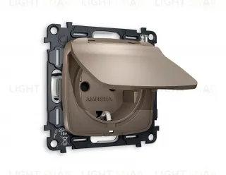 Розетка с заземлением с защитными шторками и крышкой Ambrella Volt Omega 16A/250В, винтовой зажим, темная бронза матовый VM141+OP6380 VM141 + OP6380