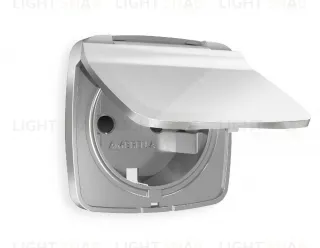 Лицевая панель OMEGA (Серебро глянец) для электрической розетки с заземлением со шторками и защитной крышкой IP44 QUANT OP4080 OP4080