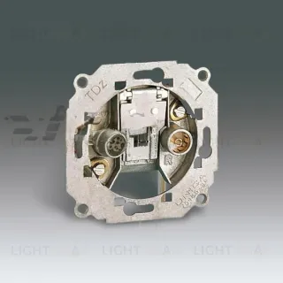 Розетка R-TV одиночная, затухание 9,8(R)-10,4(TV)dB, S82,82N,88, механизм 75486-39 75486-39