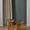 Охровый приставной столик 