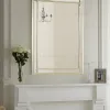 Зеркало в серебряной раме 
