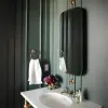 Золотое настенное зеркало 