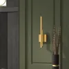 Золотой настенный светильник 