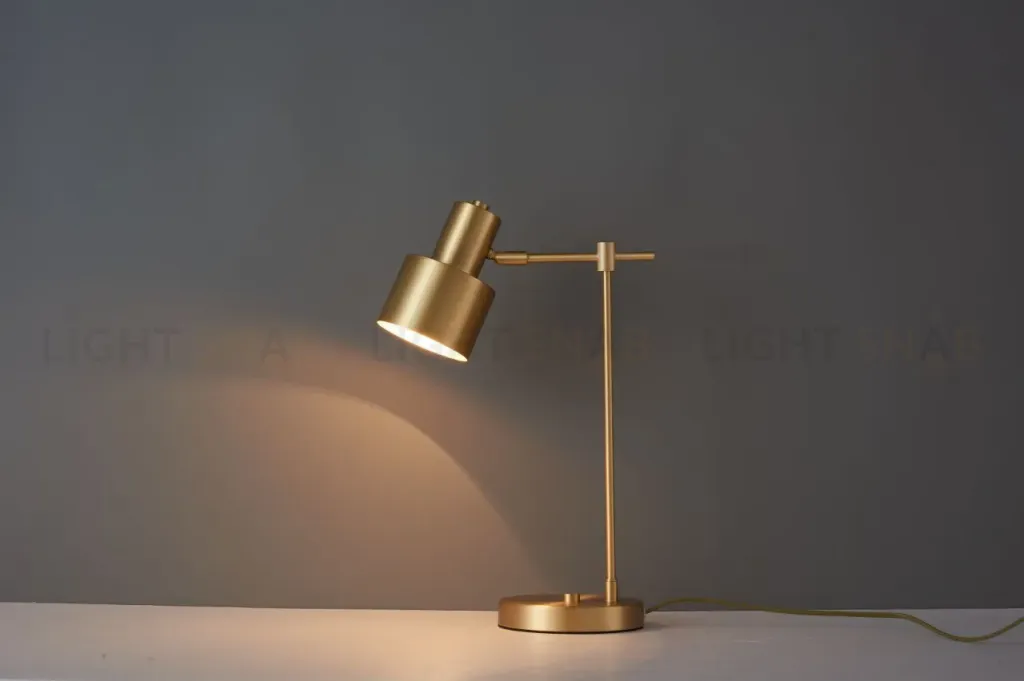 Настольная лампа GORYN TH9963