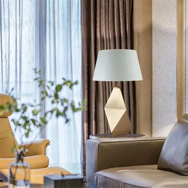 Настольная лампа OLLORE TH3115