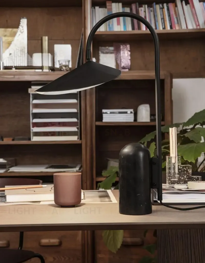 Настольная лампа TOLE N1754