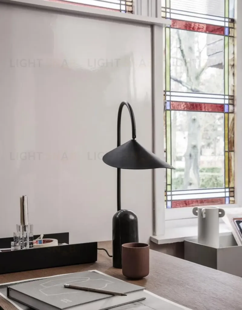 Настольная лампа TOLE N1754