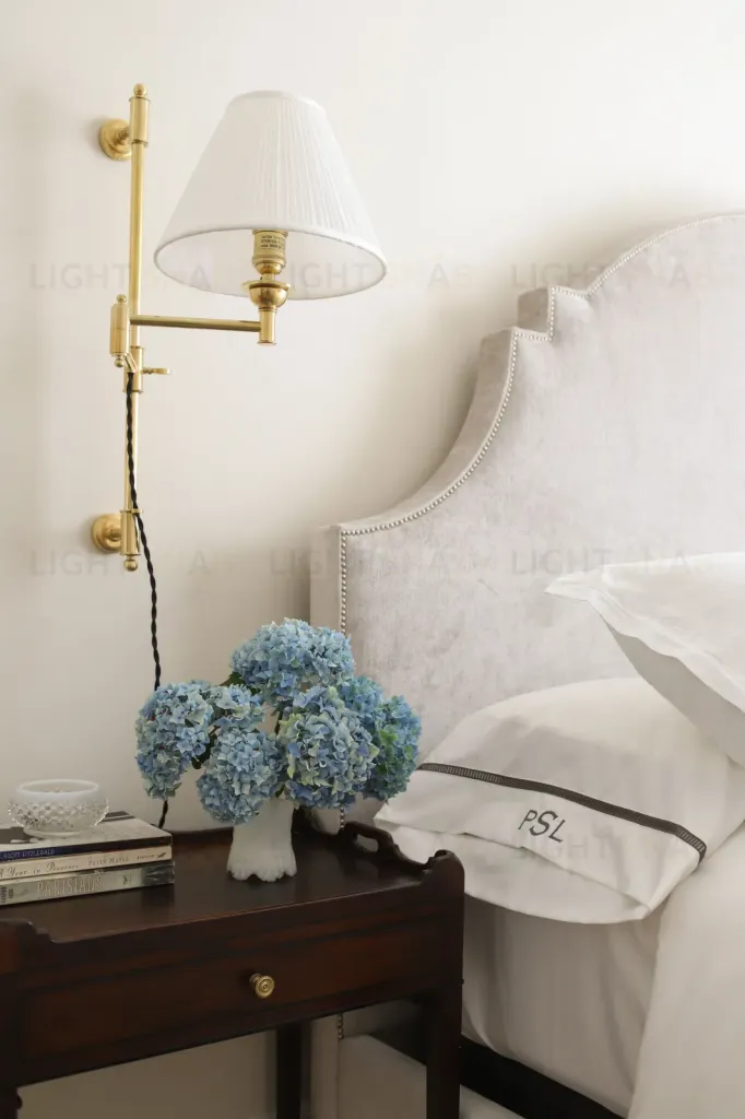 Настенный светильник  SIKES CLASSIC by Hudson Valley OW308