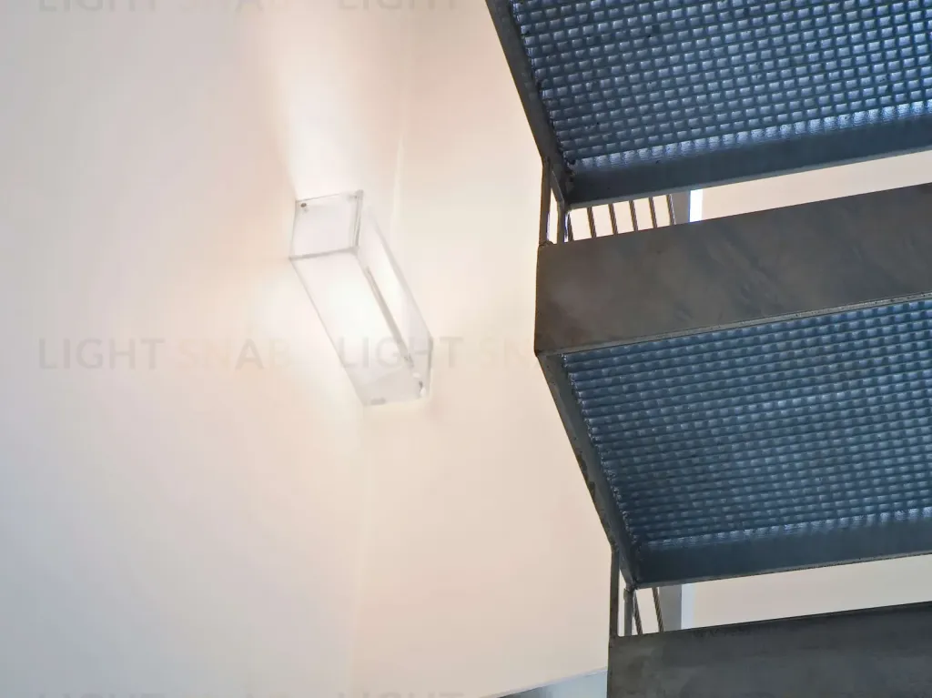 Настенный светильник (Бра) ONTHEROCKS by Flos OW5195