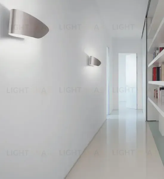 Настенный светильник EURIALO by Artemide 1229010A