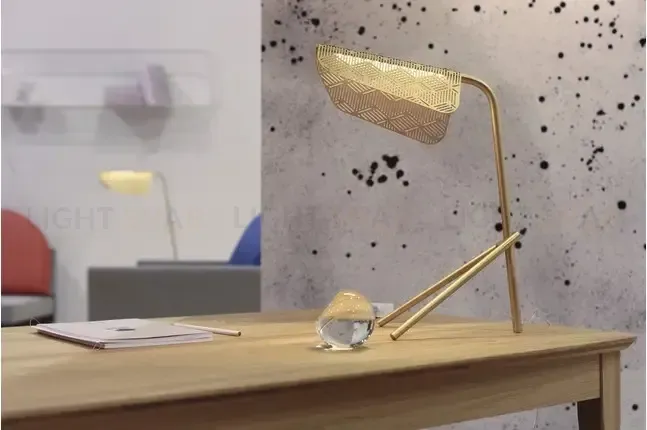 Настольный светильник Mediterranea by Petite Friture L0571001