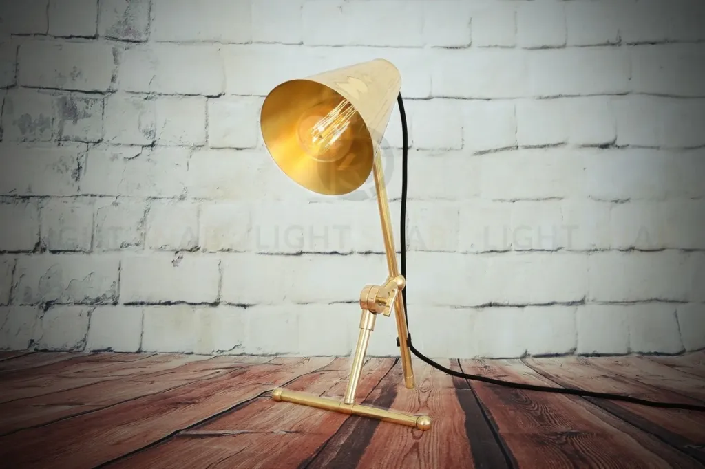 Настольная лампа MOYA by Mullan Lighting ON216