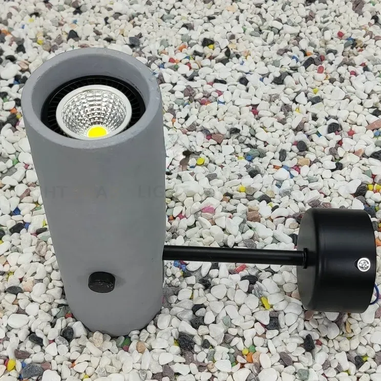 Потолочный светильник LV PT549