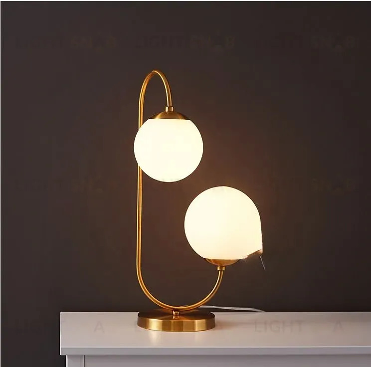 Дизайнерская настольная лампа PELLE N538