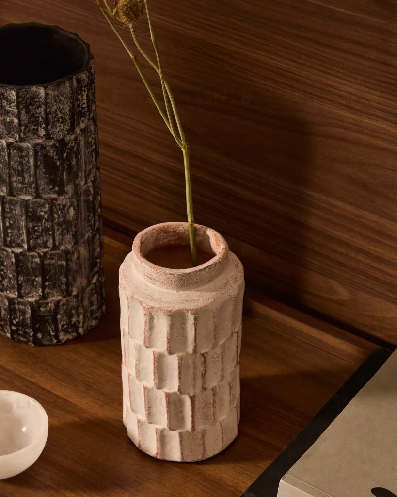 Arisa белая ваза из папье-маше, 22 см 205531