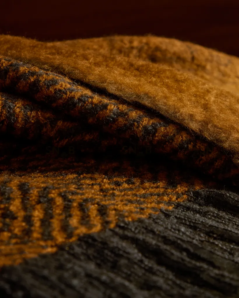 Плед Nidur из шерсти  горчичного и серого цветов 130 x 170 см 210416