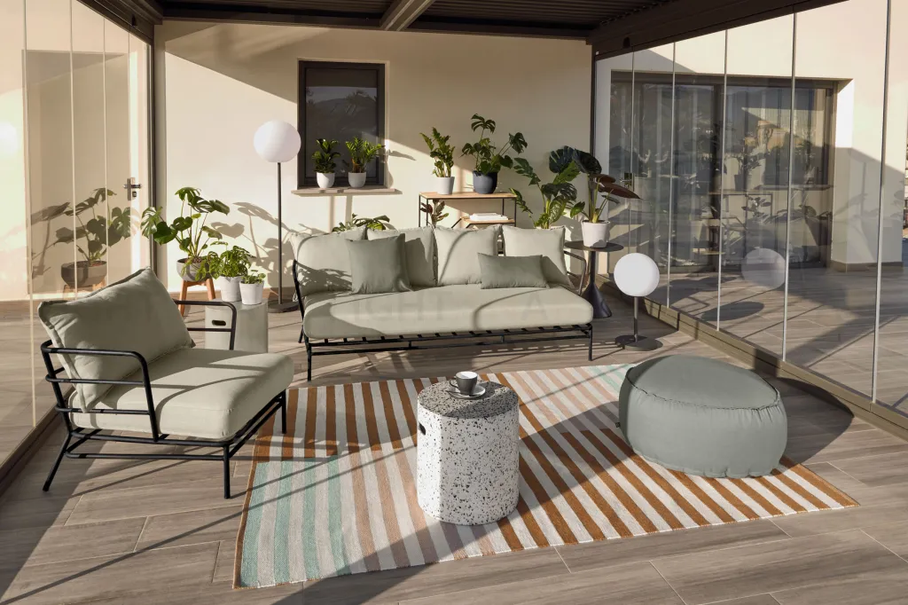 Приставной столик Yinan Ø 48 cm черный 091031