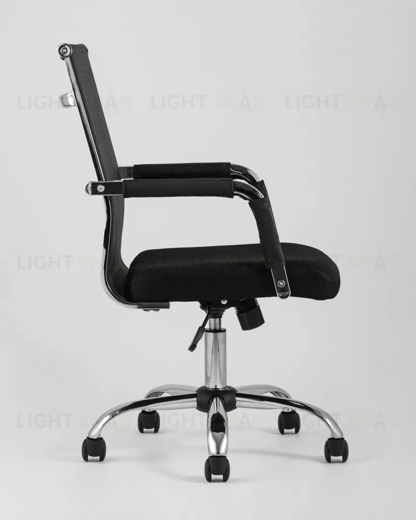 Кресло офисное TopChairs Clerk черное УТ000001928