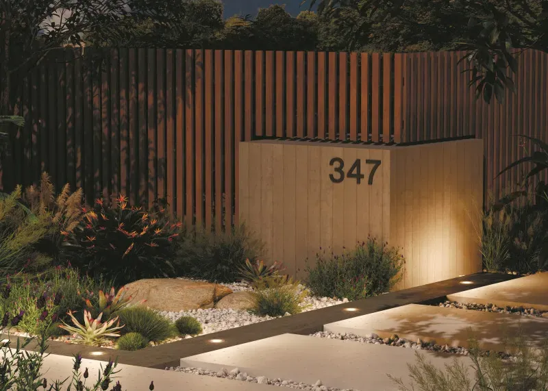 Садово-парковый светильник Maytoni O474FL-L2GF3K 