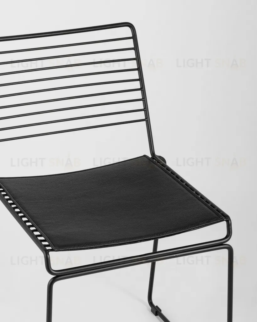 Стул обеденный Danny черный с черной подушкой УТ000004223