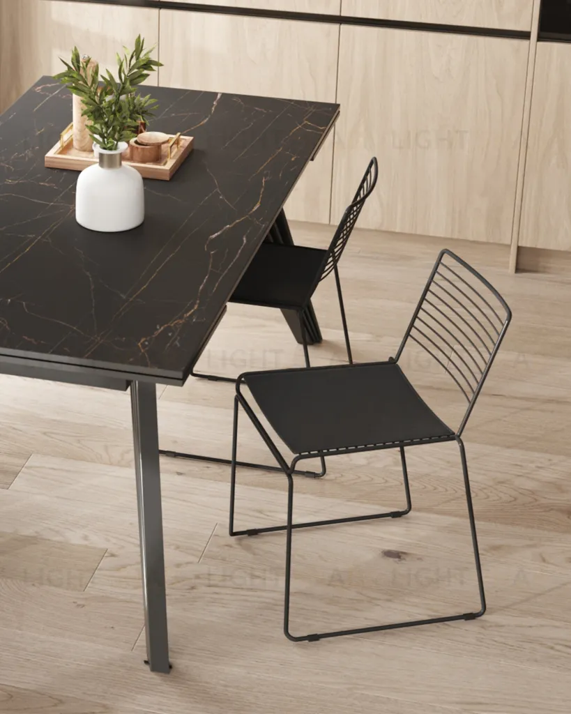 Стул обеденный Danny черный с черной подушкой УТ000004223