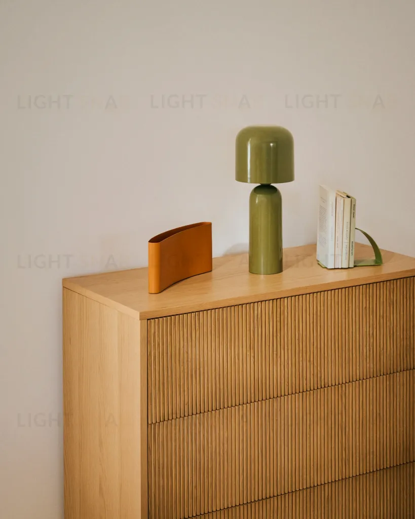 Комод Helvine с 3 ящиками из дубового шпона и закаленного стекла, 86 x 79 209203