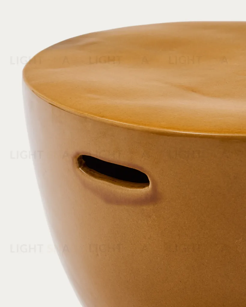 Mesquida Приставной столик из керамики горчичный 193432