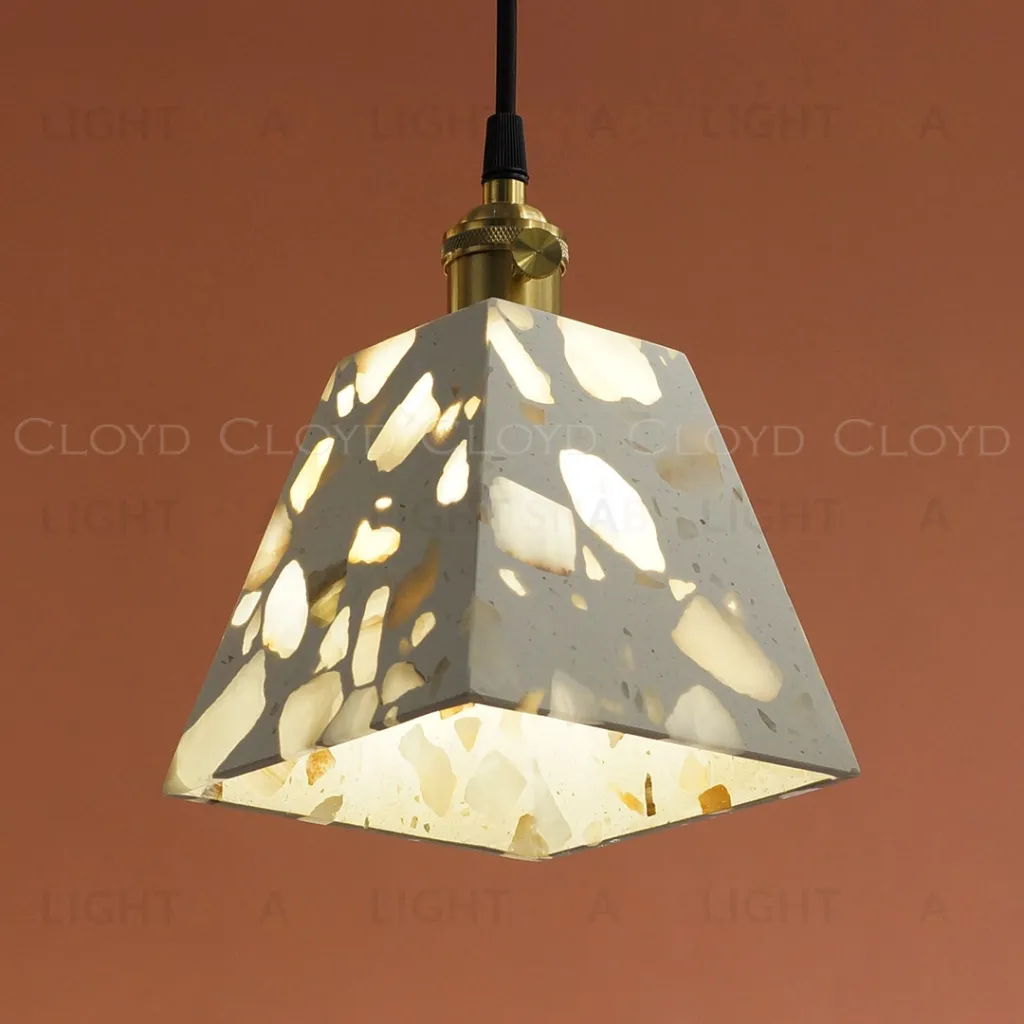 Подвесной светильник Cloyd MATERIA P1 / pyramid - латунь (арт.12182)  12182