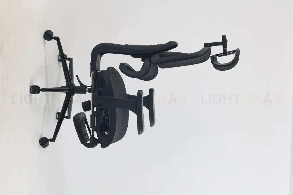 Кресло офисное TopChairs Vertus черная сетка УТ000042053