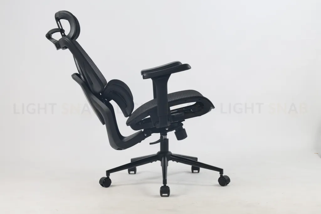 Кресло офисное TopChairs Structo черная сетка УТ000042055