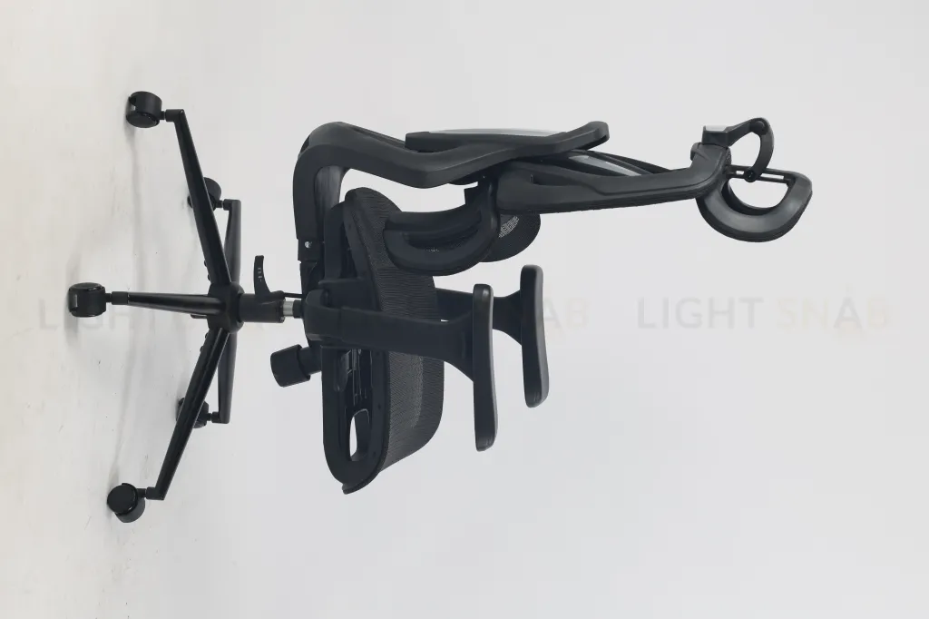 Кресло офисное TopChairs Structo черная сетка УТ000042055