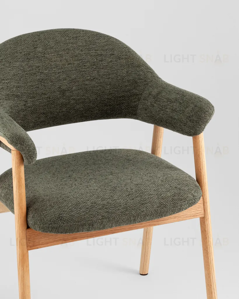 Стул обеденный Tavu с деревянными ножками зеленый УТ000041726