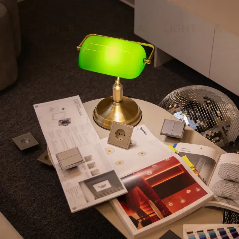 Настольная лампа Maytoni Z153-TL-01-BS Z153-TL-01-BS