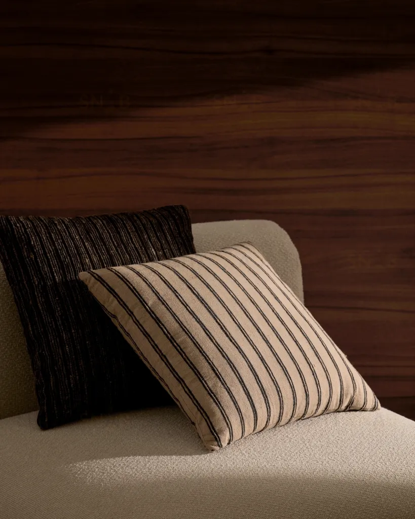 Чехол на подушку Anir из разноцветного шелка и хлопка 45 x 45 см 210710