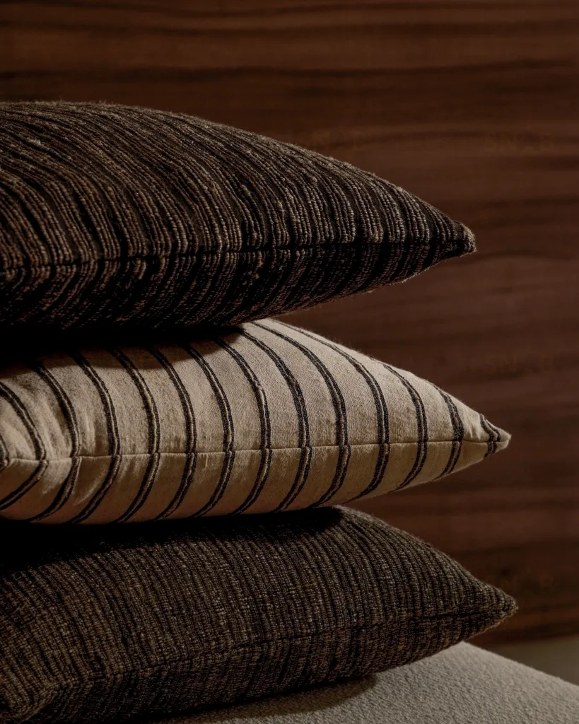 Чехол на подушку Anir из разноцветного шелка и хлопка 45 x 45 см 210710