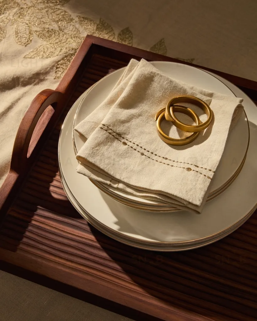 Поднос Rommu из древесины акации 208157