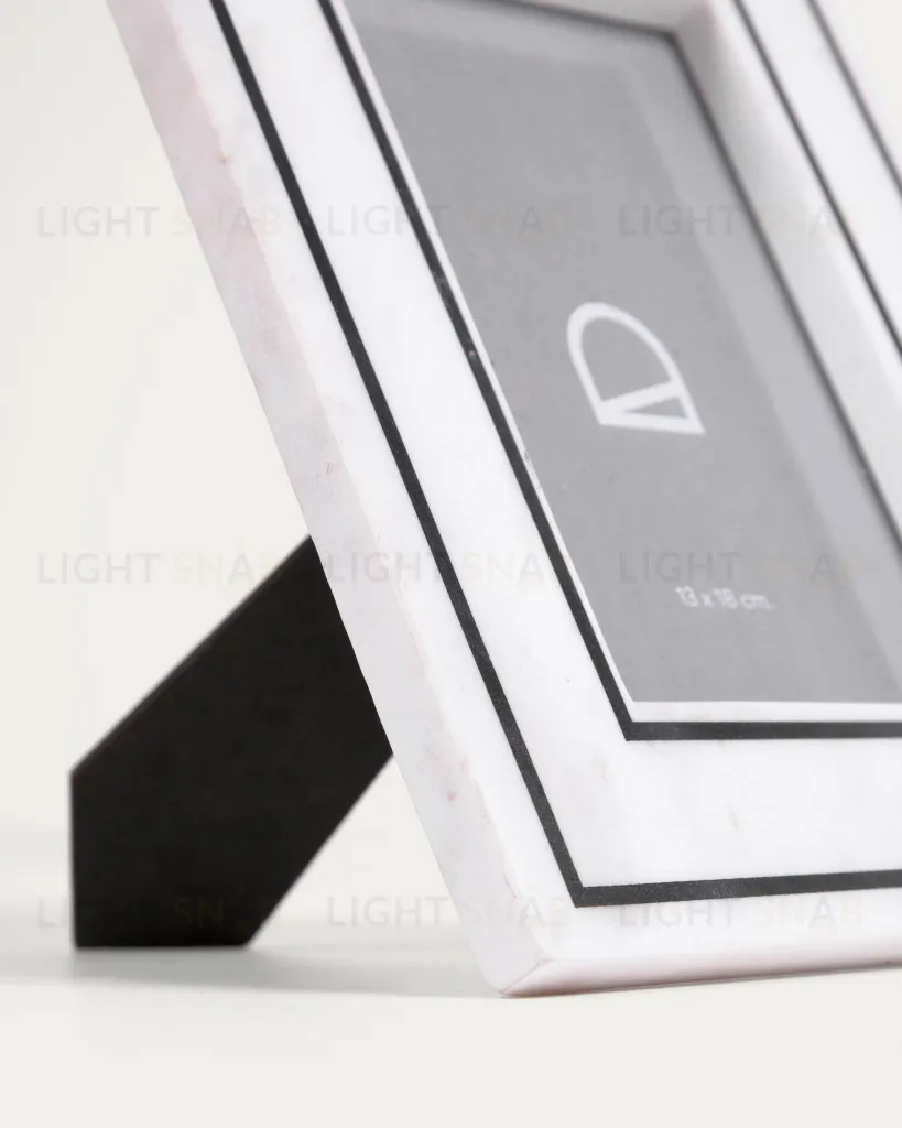 Фоторамка Vittoria из черно-белого мрамора 23 x 18 см 106399