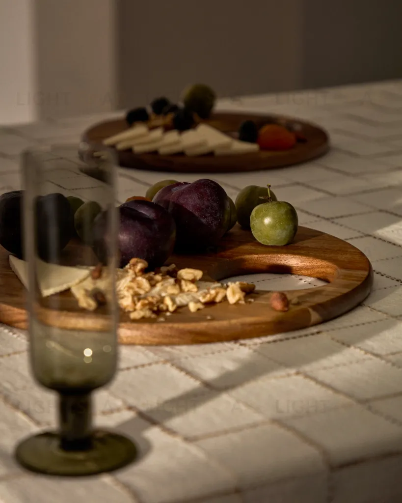 Доска сервировочная большая Klot из акации 209217