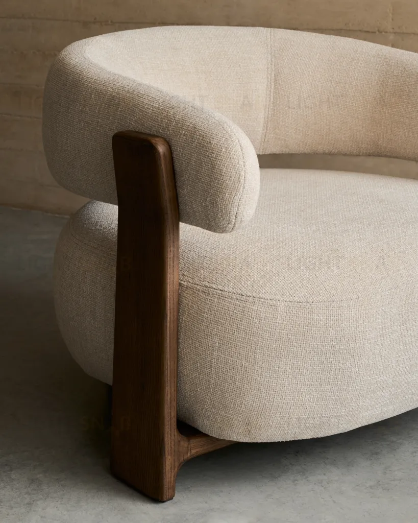 Granite Кресло из бежевого шенилла и массива ясеня в отделке орех 207783