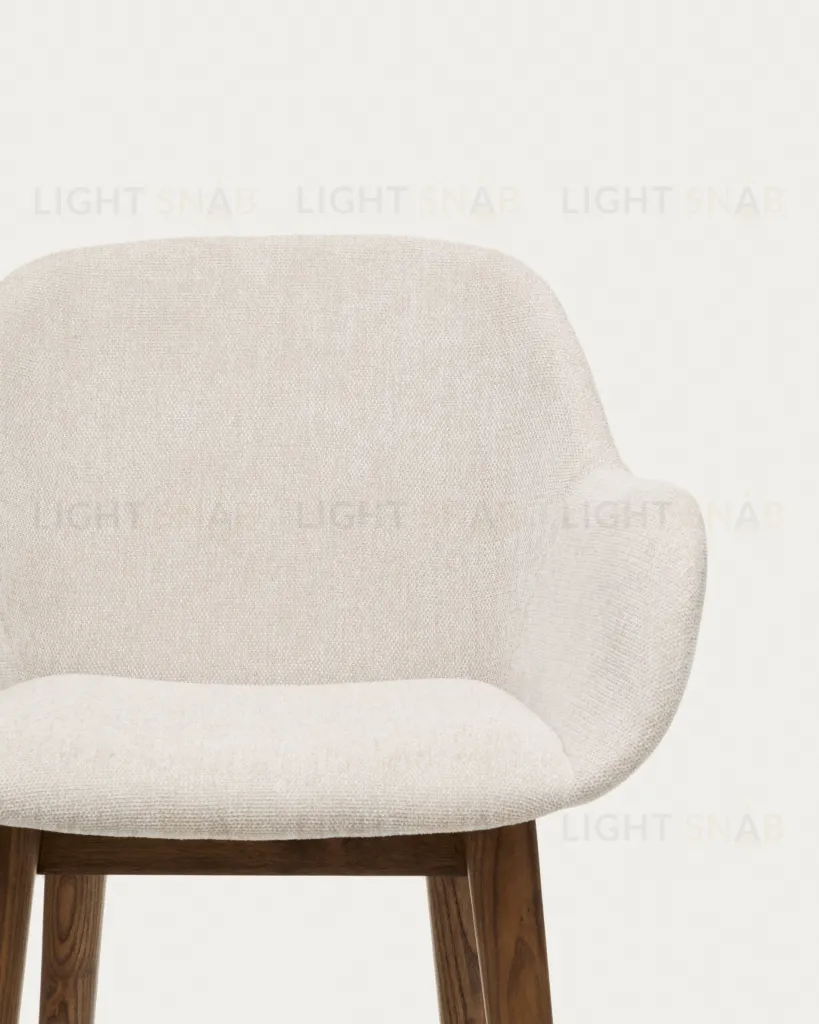 Полубарный стул Konna бежевого цвета с ножками из массива ясеня в темной отделке, 65 см 216178