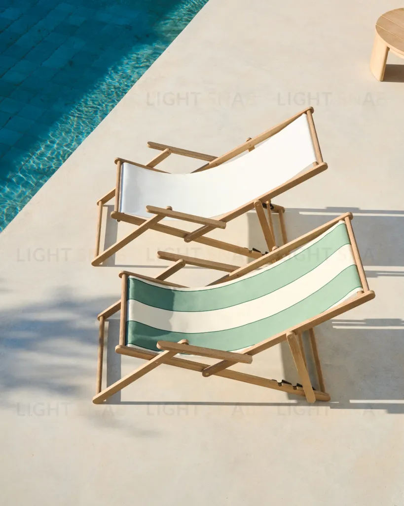 Cкладное кресло Vilara для улицы из акации и текстиля белого цвета 262389