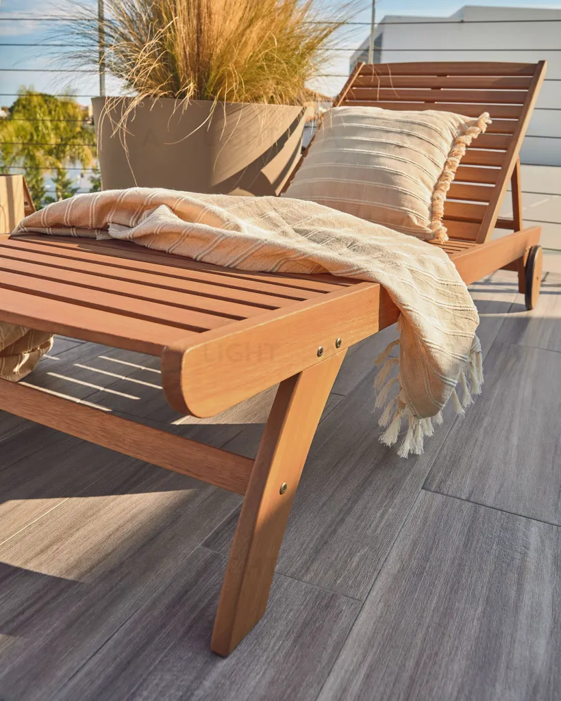 Шезлонг Beila из массива эвкалипта 097804