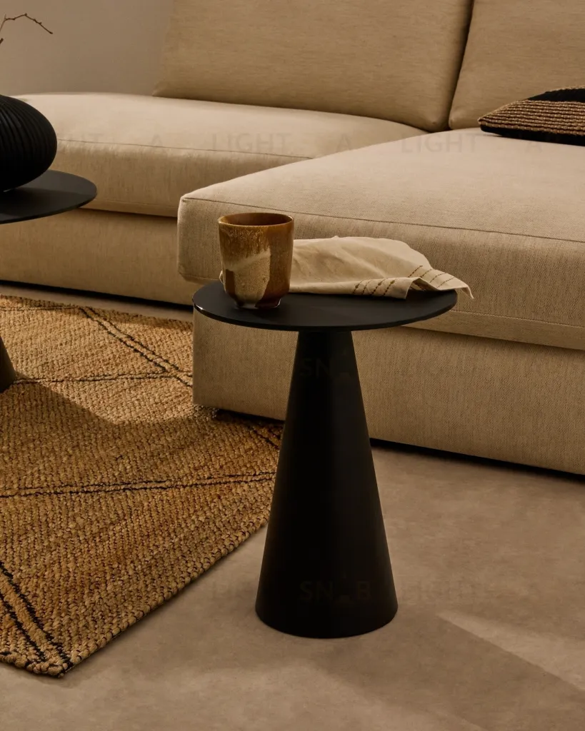 Wilshire Приставной столик из металла и стекла черный Ø35 см 253545